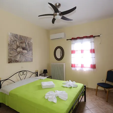 Apartment Summerandros Skalario Strapouries